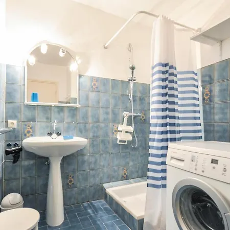 Lovely Home In Sainte Maxime With Wifi * Sainte-Maxime