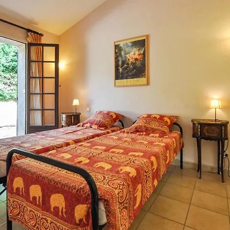 Vakantiehuis Lovely Home In Sainte Maxime With Wifi