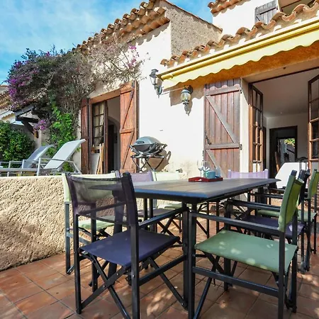 Vakantiehuis Lovely Home In Sainte Maxime With Wifi *